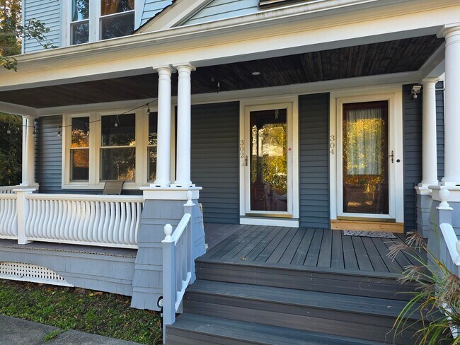 302 Lexington Ave in New Haven, CT - Building Photo - Building Photo