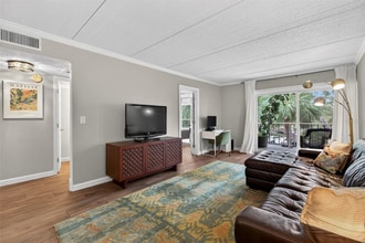 3325 Bayshore Blvd in Tampa, FL - Building Photo - Building Photo