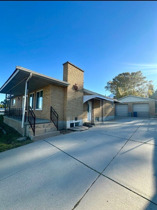 4258 S Porter Ave in South Ogden, UT - Building Photo