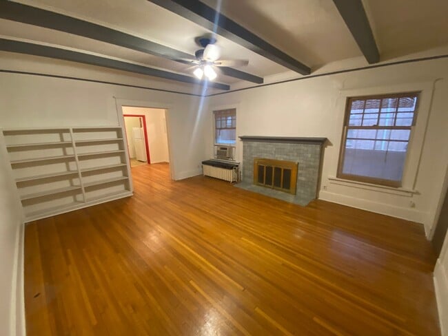 property at 1204-1909 S 19th St