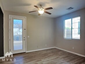 451 S Hawes Rd in Mesa, AZ - Building Photo - Building Photo