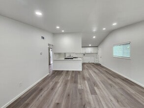 1300 N Ferndale St in Anaheim, CA - Building Photo - Building Photo