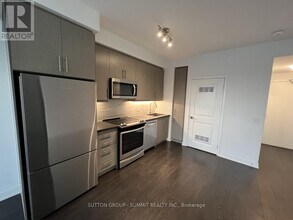 85-485 Oneida Crescent in Richmond Hill, ON - Building Photo - Building Photo