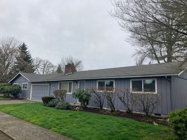 1670 Best Ln in Eugene, OR - Building Photo - Building Photo