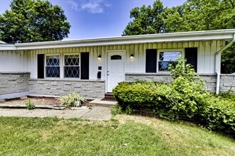 2635 Netherton Dr in St. Louis, MO - Building Photo - Building Photo