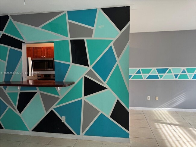 property at 2060 Hollywood Blvd