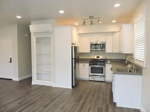1524 F St in Sacramento, CA - Building Photo - Building Photo