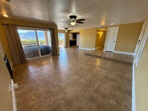 860 S Village Rd in Saint George, UT - Building Photo - Building Photo