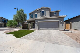 3332 W Dunbar Dr in Phoenix, AZ - Building Photo - Building Photo