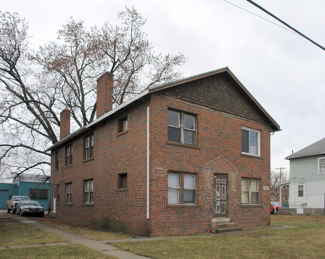 1287 Sullivant Ave in Columbus, OH - Foto de edificio - Building Photo