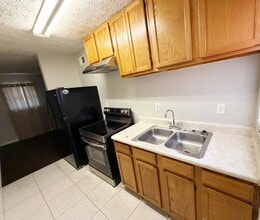 420 Rawson St SW in Atlanta, GA - Building Photo - Building Photo
