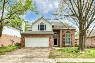 6804 Ashmont Dr in Plano, TX - Building Photo