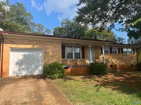 3100 NW Las Animas Ave in Huntsville, AL - Building Photo