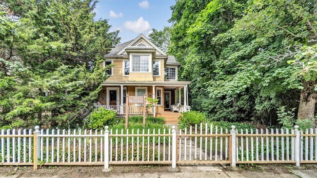 property at 538 Main Rd