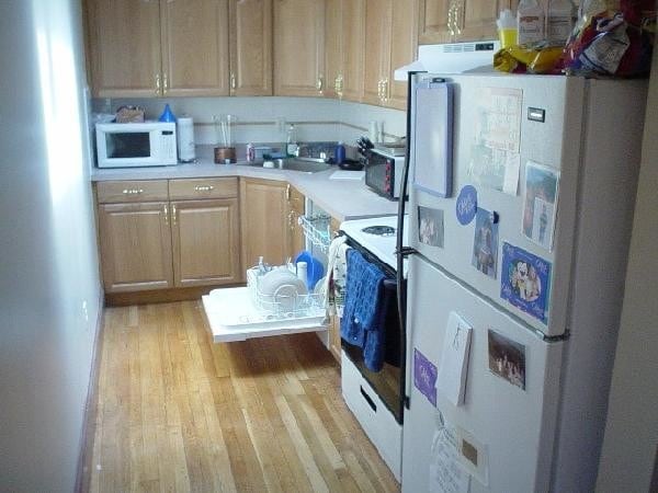 property at 21 Gibbs St