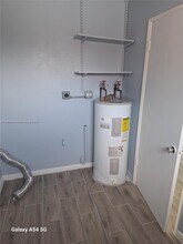 2221 N 61st Terrace in Hollywood, FL - Building Photo - Building Photo