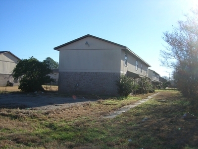 8245 Stern Ave in Baton Rouge, LA - Building Photo