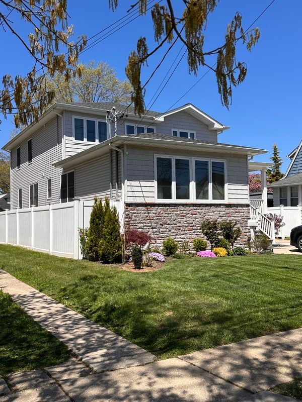 property at 84 Commonwealth Ave