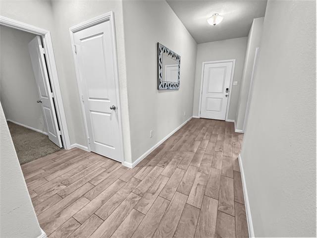 8645 Mirror Lk Dr in Fort Worth, TX - Building Photo - Building Photo