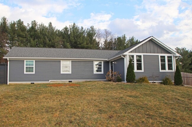 property at 3205 Oak Ridge Rd