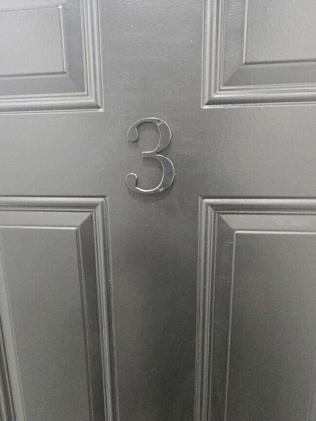 1012 W Lanvale St-Unit -3 in Baltimore, MD - Building Photo - Building Photo