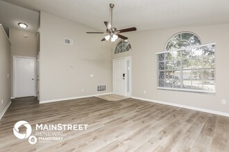 3007 E Beaumont Ln in Eustis, FL - Building Photo - Building Photo