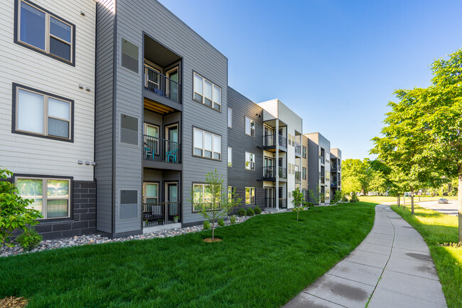 Connex Apartments in Saint Michael, MN - Building Photo - Building Photo