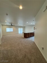 5265 San Palo Dr in Pahrump, NV - Foto de edificio - Building Photo