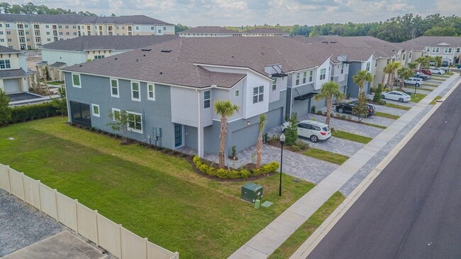 4122 Cloud Hopper Wy in Lutz, FL - Building Photo - Building Photo