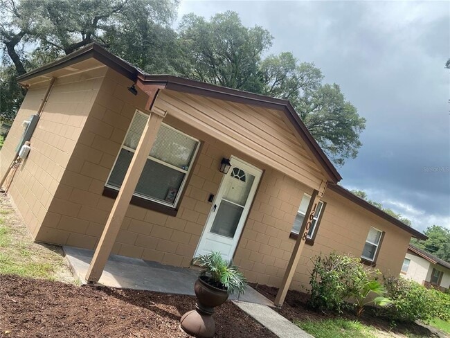 1608 Long Ln in Apopka, FL - Building Photo - Building Photo