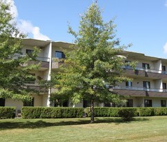 Canterbury Place Apartments