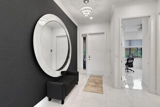 8080 Laurel Falls Dr in Boca Raton, FL - Building Photo - Building Photo