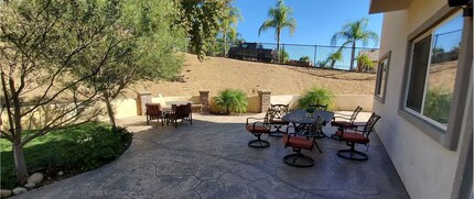 11761 Terra Vista Way in Sylmar, CA - Building Photo - Building Photo