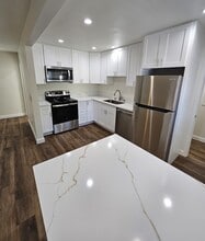 3136 Casitas Ave in Los Angeles, CA - Building Photo - Building Photo