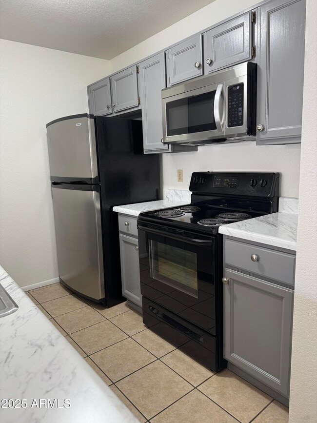 property at 4114 E Union Hills Dr