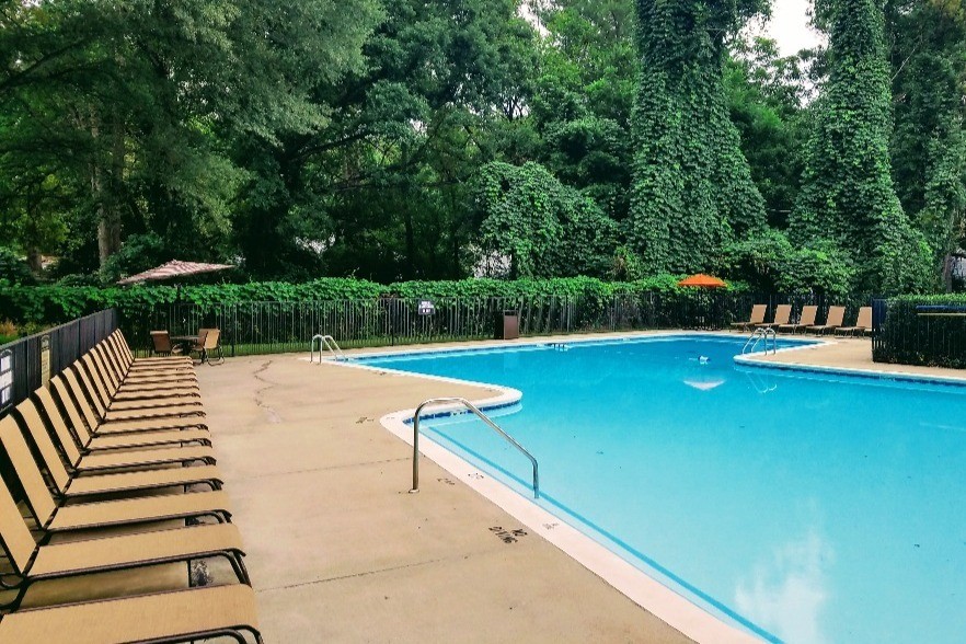 Laurel Ridge Apartments in Chapel Hill, NC - Building Photo