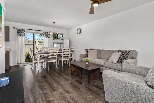 61 Piilaniwahine Loop in Kihei, HI - Building Photo - Building Photo