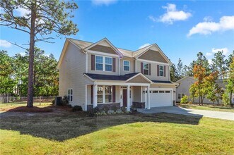 4095 Irwin Dr in Aberdeen, NC - Foto de edificio - Building Photo