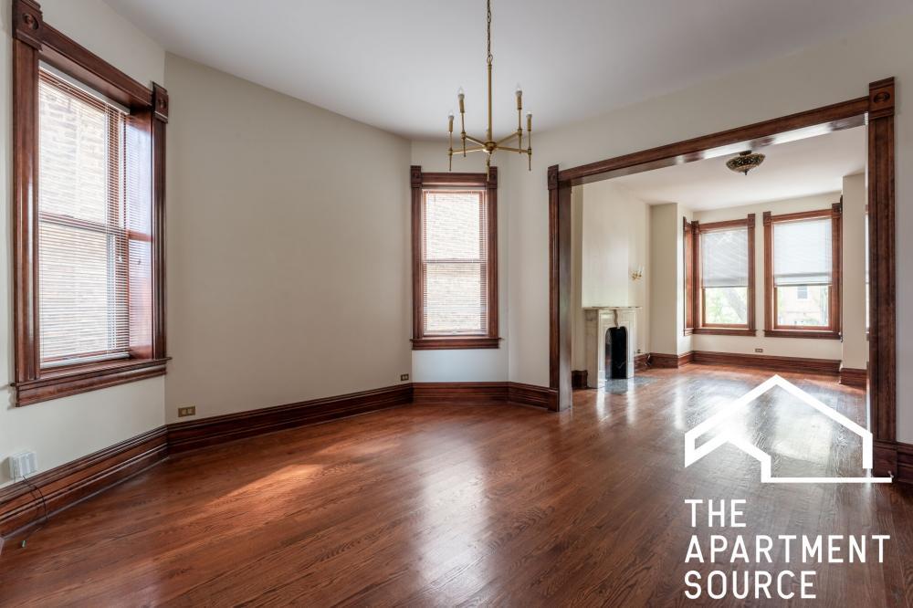 1917 N Kedzie Ave in Chicago, IL - Building Photo