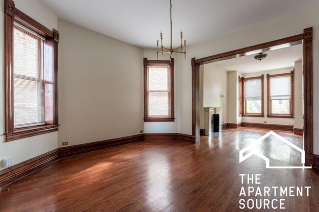 property at 1917 N Kedzie Ave