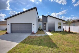 115 Big Sioux Dr in Kissimmee, FL - Building Photo