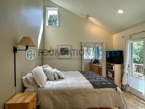 45 Laurel Grove Ave in Ross, CA - Building Photo - Building Photo