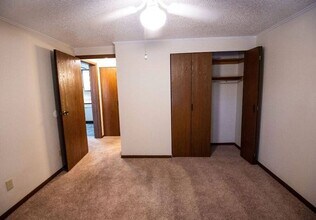 771 Cedar Gate Ct in Michigan City, IN - Building Photo - Building Photo