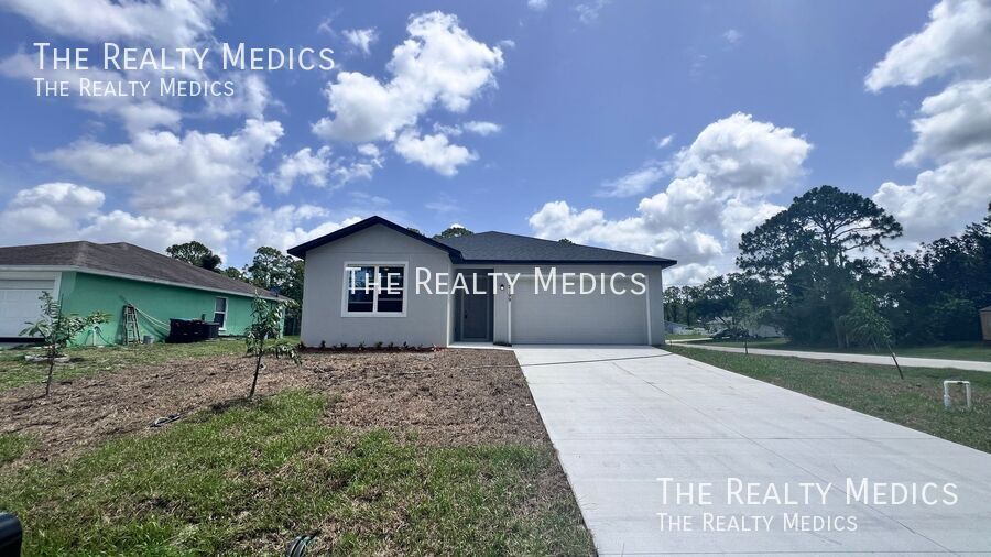 2199 Tea Ave SE in Palm Bay, FL - Building Photo