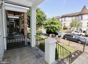 627 M St NE in Washington, DC - Building Photo - Building Photo