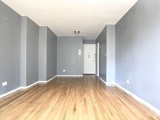 6645 Broadway in Bronx, NY - Building Photo