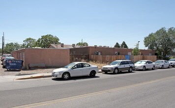 The Hive in Albuquerque, NM - Foto de edificio - Building Photo