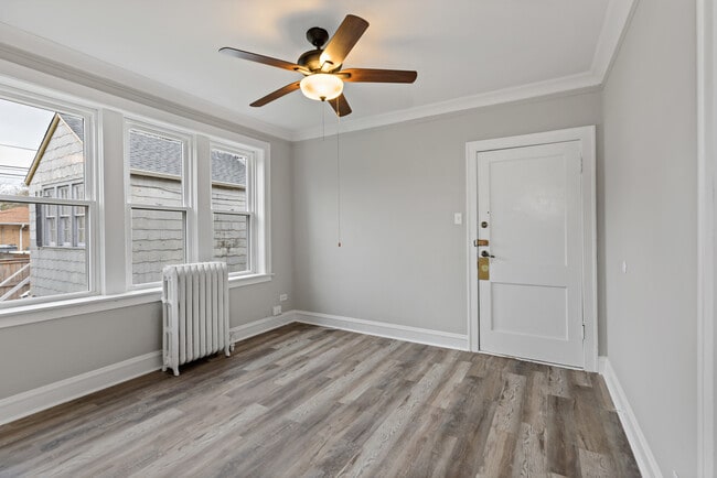 6839 S Maplewood Ave in Chicago, IL - Building Photo - Building Photo