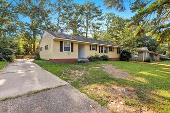 220 McCree Dr in Clinton, MS - Building Photo - Building Photo