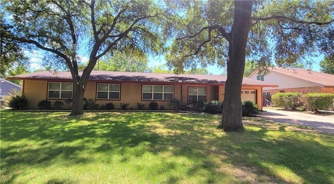 property at 403 San Jacinto Dr